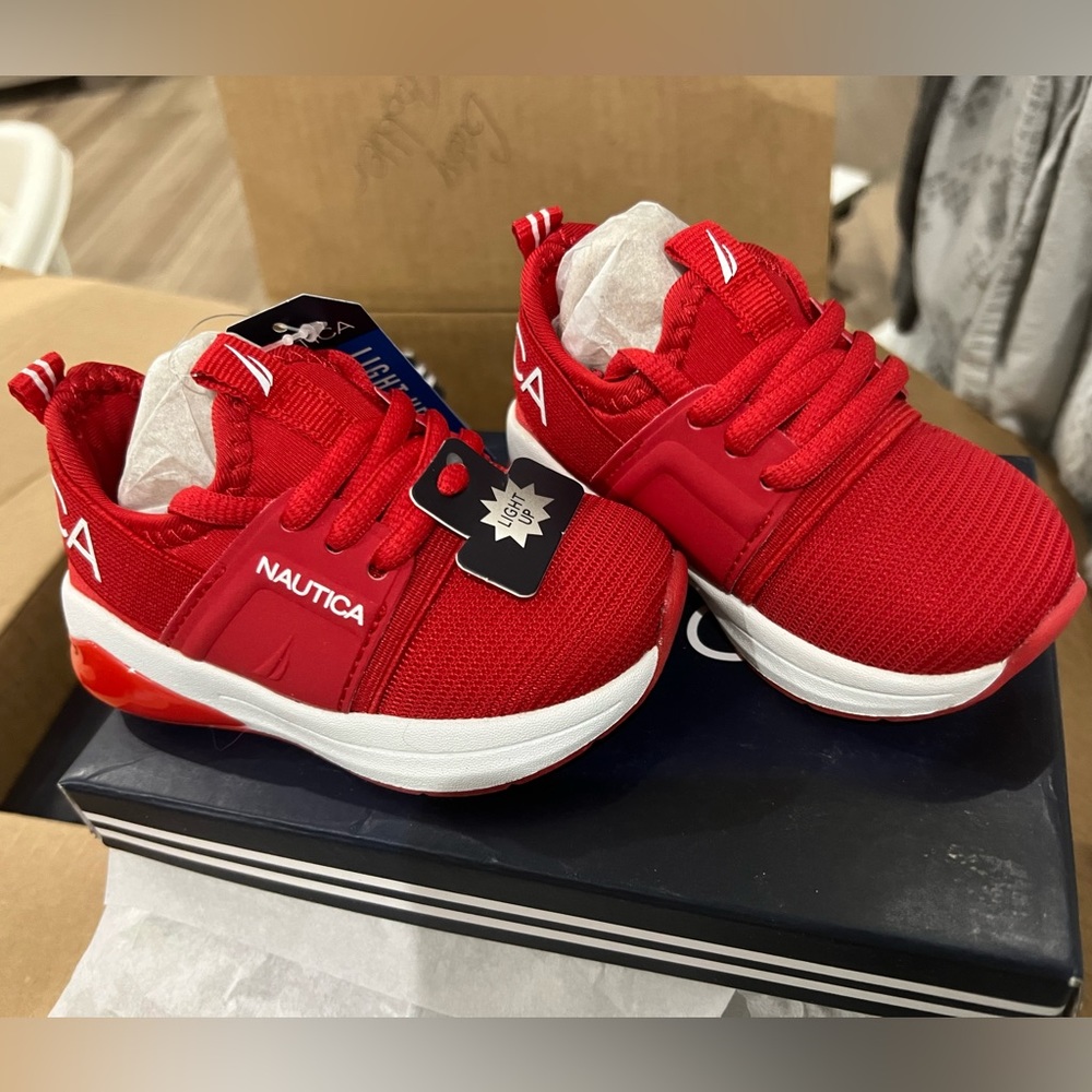 Red Light Up Unisex Nautica Sneakers Size 5 Toddler - NEW in Box